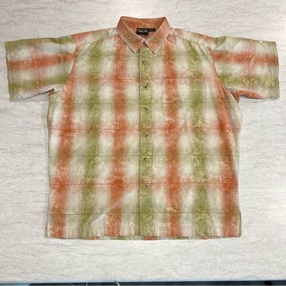 Mountain‎ Hardware Men’s Shirt - Medium - Picture 2 of 14